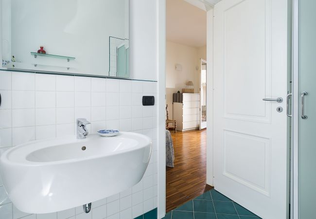 Villa in Augusta - Seafront villa with pool in the Noto Valley, Sicily South-East - 8 pax Villa in Augusta - Seafront villa with pool in the Noto Valley, Sicily South-East - 8 pax