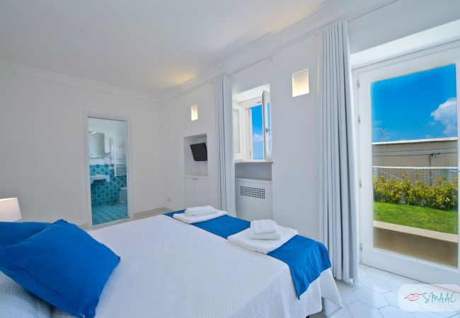 Villa in Praiano - Villa Imperati - Splendid villa with private pool overlooking the sea Villa in Praiano - Villa Imperati - Splendid villa with private pool overlooking the sea