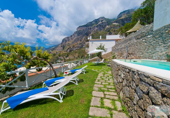 Villa in Praiano - Villa Imperati - Splendid villa with private pool overlooking the sea Villa in Praiano - Villa Imperati - Splendid villa with private pool overlooking the sea