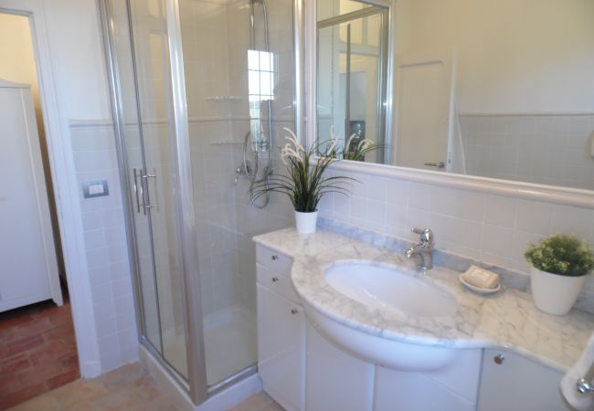 Villa in Montefiascone - Casale Vallalta - Single House with Pool Villa in Montefiascone - Casale Vallalta - Single House with Pool