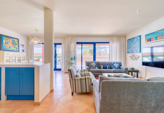Villa in Corralejo - Long Beach with pool By CanariasGetaway  Villa in Corralejo - Long Beach with pool By CanariasGetaway
