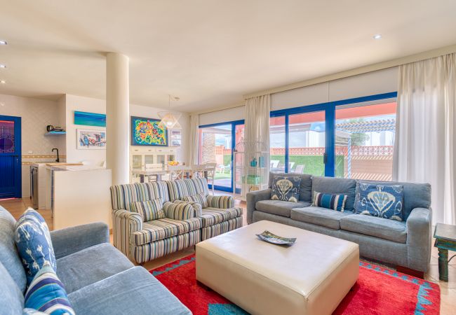 Villa in Corralejo - Long Beach with pool By CanariasGetaway  Villa in Corralejo - Long Beach with pool By CanariasGetaway