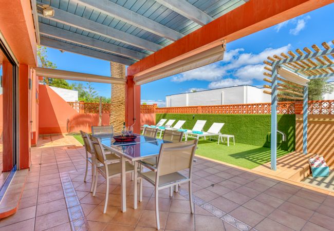 Villa in Corralejo - Long Beach with pool By CanariasGetaway  Villa in Corralejo - Long Beach with pool By CanariasGetaway