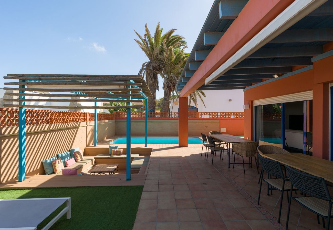 Villa in Corralejo - Long Beach with pool By CanariasGetaway 