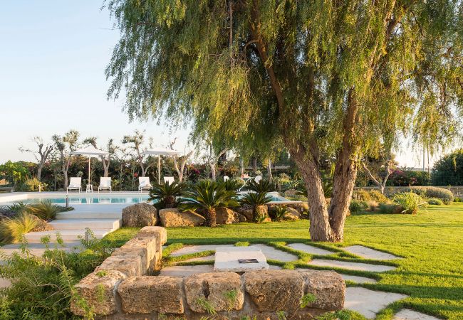 Villa in Paceco - Villa with pool, 450 metres from sea, near Trapani, Sicily - 14 pax Villa in Paceco - Villa with pool, 450 metres from sea, near Trapani, Sicily - 14 pax