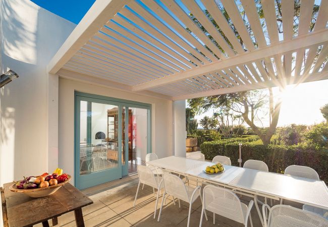 Villa in Paceco - Villa with pool, 450 metres from sea, near Trapani, Sicily - 14 pax Villa in Paceco - Villa with pool, 450 metres from sea, near Trapani, Sicily - 14 pax