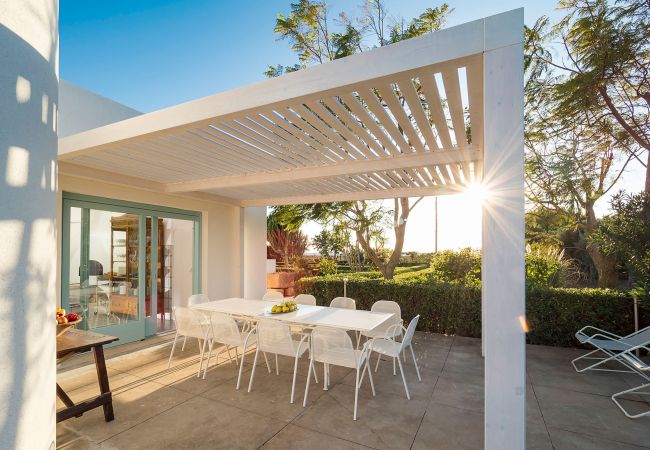 Villa in Paceco - Villa with pool, 450 metres from sea, near Trapani, Sicily - 14 pax Villa in Paceco - Villa with pool, 450 metres from sea, near Trapani, Sicily - 14 pax