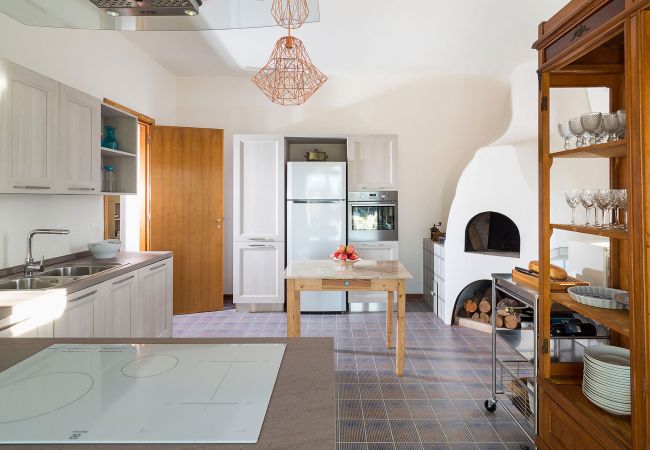 Villa in Paceco - Villa with pool, 450 metres from sea, near Trapani, Sicily - 14 pax Villa in Paceco - Villa with pool, 450 metres from sea, near Trapani, Sicily - 14 pax