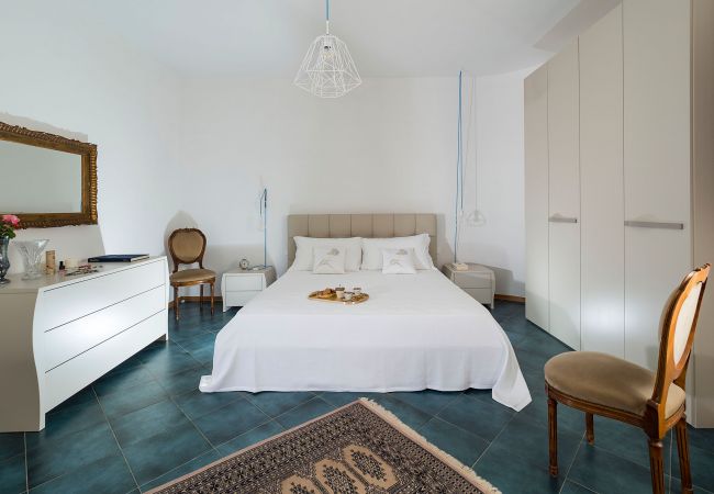 Villa in Paceco - Villa with pool, 450 metres from sea, near Trapani, Sicily - 14 pax Villa in Paceco - Villa with pool, 450 metres from sea, near Trapani, Sicily - 14 pax