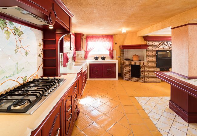 Villa in Scicli - Pool villa with wellness area, 1,5 km sea of Donnalucata, Scicli Villa in Scicli - Pool villa with wellness area, 1,5 km sea of Donnalucata, Scicli