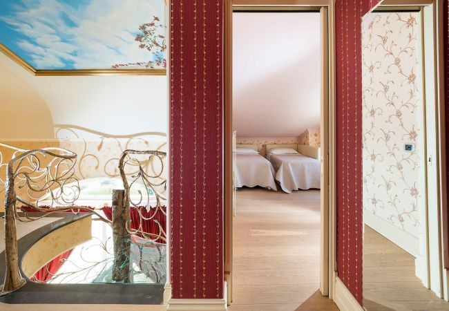 Villa in Scicli - Pool villa with wellness area, 1,5 km sea of Donnalucata, Scicli Villa in Scicli - Pool villa with wellness area, 1,5 km sea of Donnalucata, Scicli