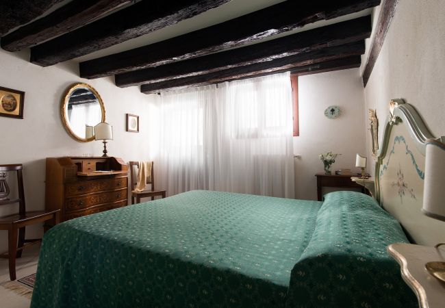 Apartment in Santa Croce - Elegant apartment with garden, in S.Croce, Venice Apartment in Santa Croce - Elegant apartment with garden, in S.Croce, Venice