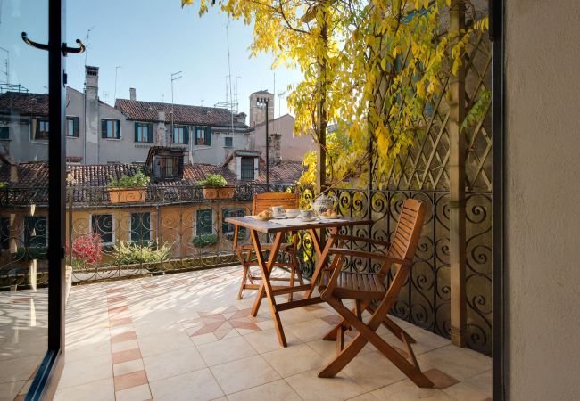  in Santa Croce - Elegant apartment with private terrace in S.Croce, Venice