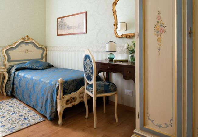 Apartment in Venice - Delightful apartment in the sestiere San Polo, in the heart of Venice