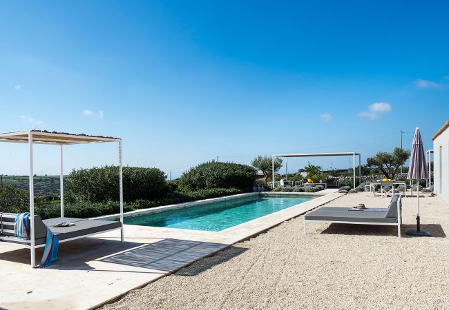 Villa in Ragusa - Designer country villa with pool in Ragusa, Sicily Villa in Ragusa - Designer country villa with pool in Ragusa, Sicily