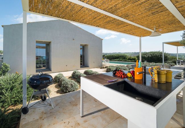 Villa in Ragusa - Designer country villa with pool in Ragusa, Sicily Villa in Ragusa - Designer country villa with pool in Ragusa, Sicily