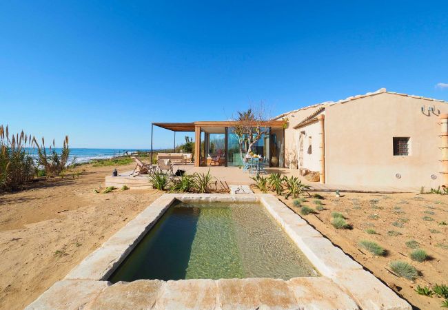 Villa in Ispica - Beach front villa in Ispica, Sicily