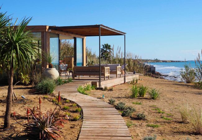 Villa in Ispica - Beach front villa in Ispica, Sicily Villa in Ispica - Beach front villa in Ispica, Sicily