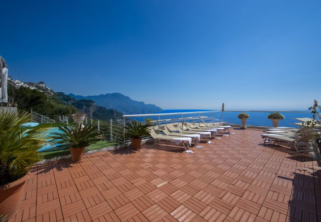 Villa in Pogerola - Villa Gioiello - Sea view pool with chromotherapy Villa in Pogerola - Villa Gioiello - Sea view pool with chromotherapy