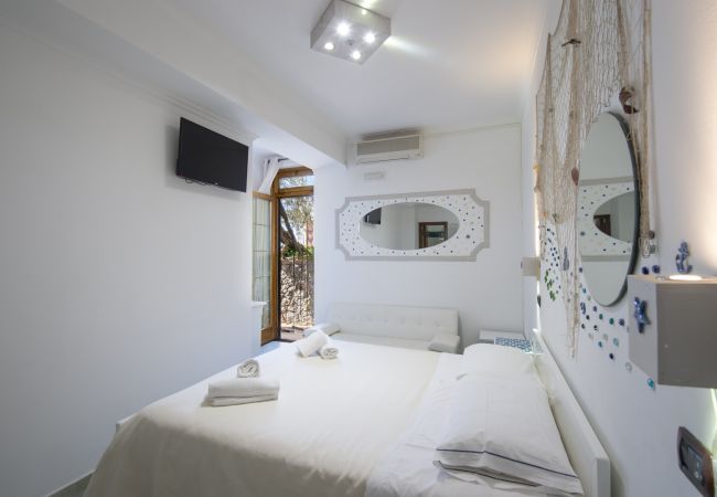 Villa in Pogerola - Villa Gioiello - Sea view pool with chromotherapy Villa in Pogerola - Villa Gioiello - Sea view pool with chromotherapy