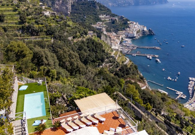 Villa in Pogerola - Villa Gioiello - Sea view pool with chromotherapy Villa in Pogerola - Villa Gioiello - Sea view pool with chromotherapy