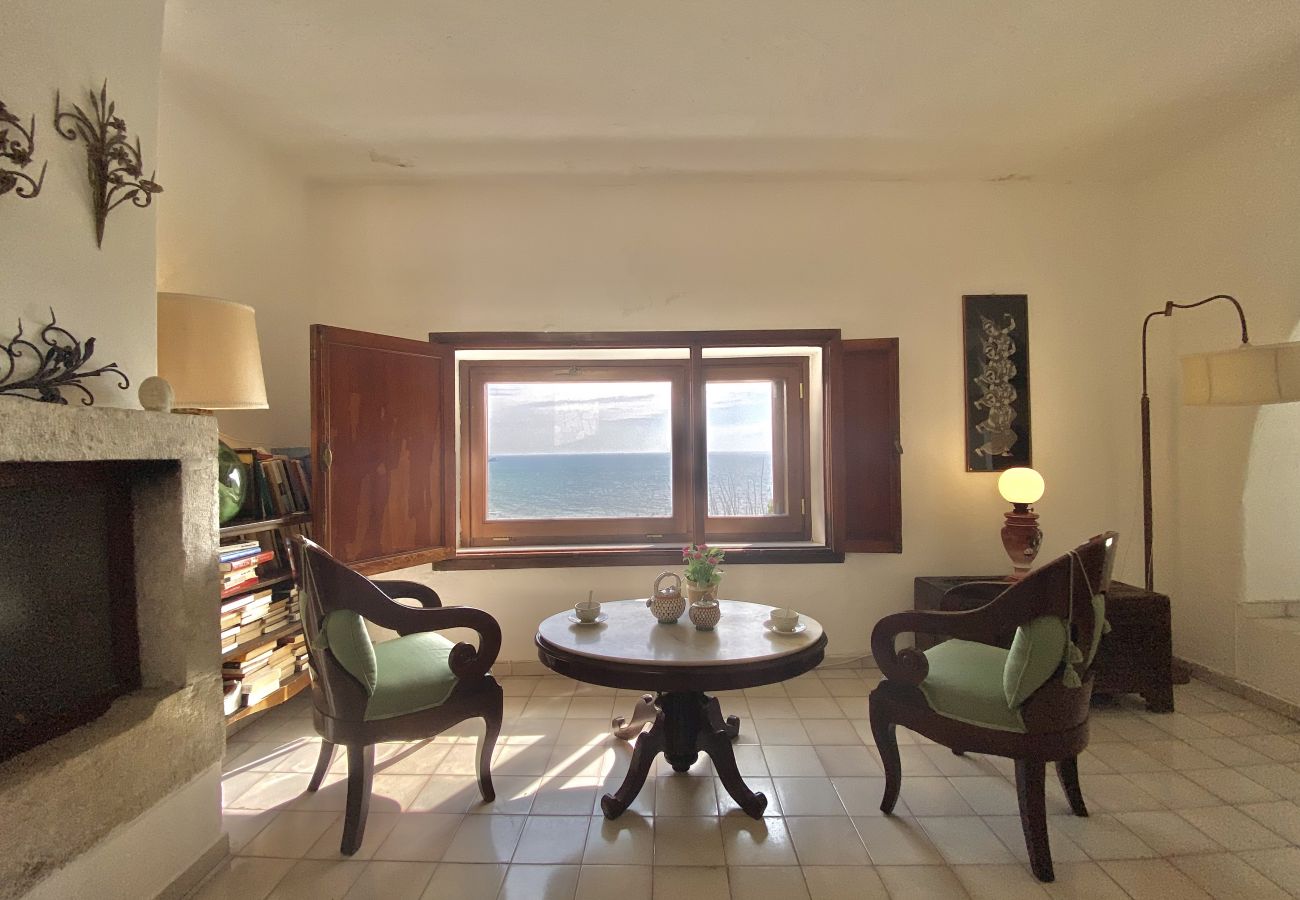 Apartment in Sperlonga - its sea view terrace is ideal for total relaxation