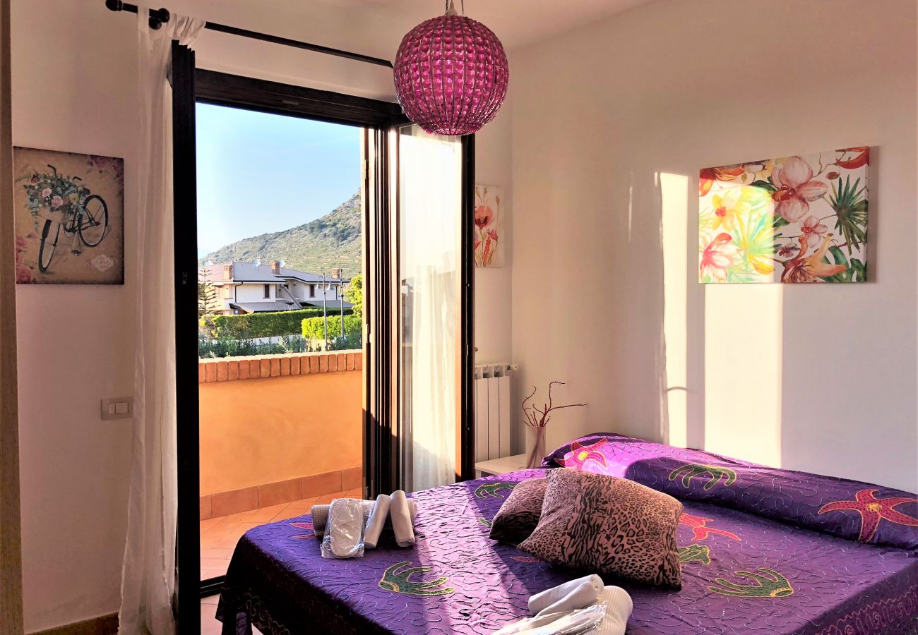 Villa in Sperlonga - Its spaces, its perfect garden for a comfortable holiday