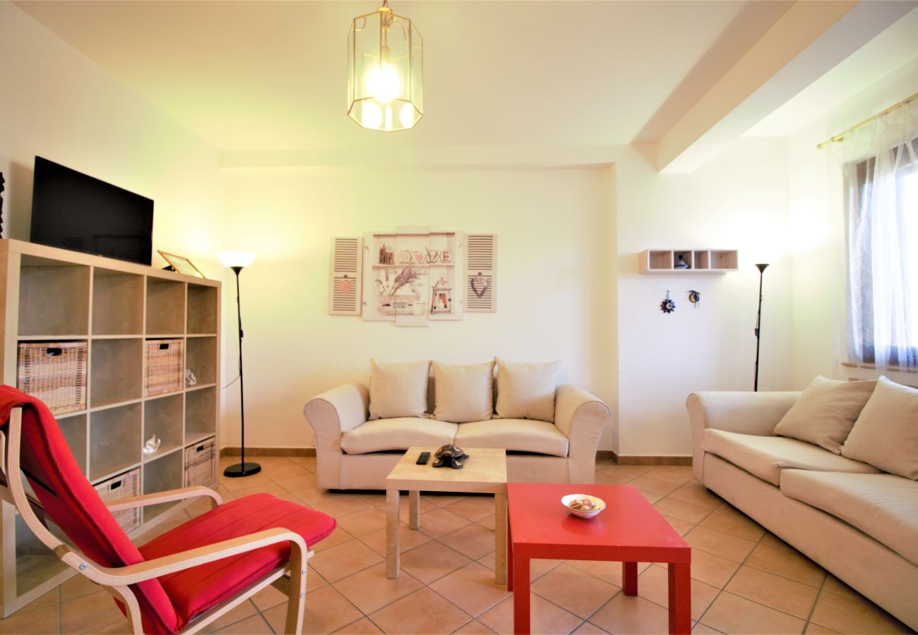 Villa in Sperlonga - Its spaces, its perfect garden for a comfortable holiday