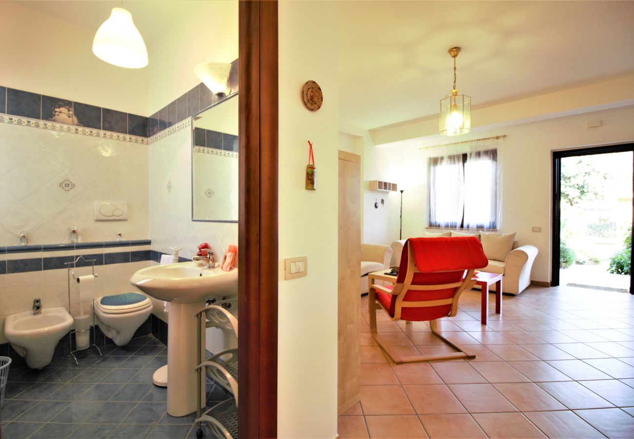 Villa in Sperlonga - Its spaces, its perfect garden for a comfortable holiday