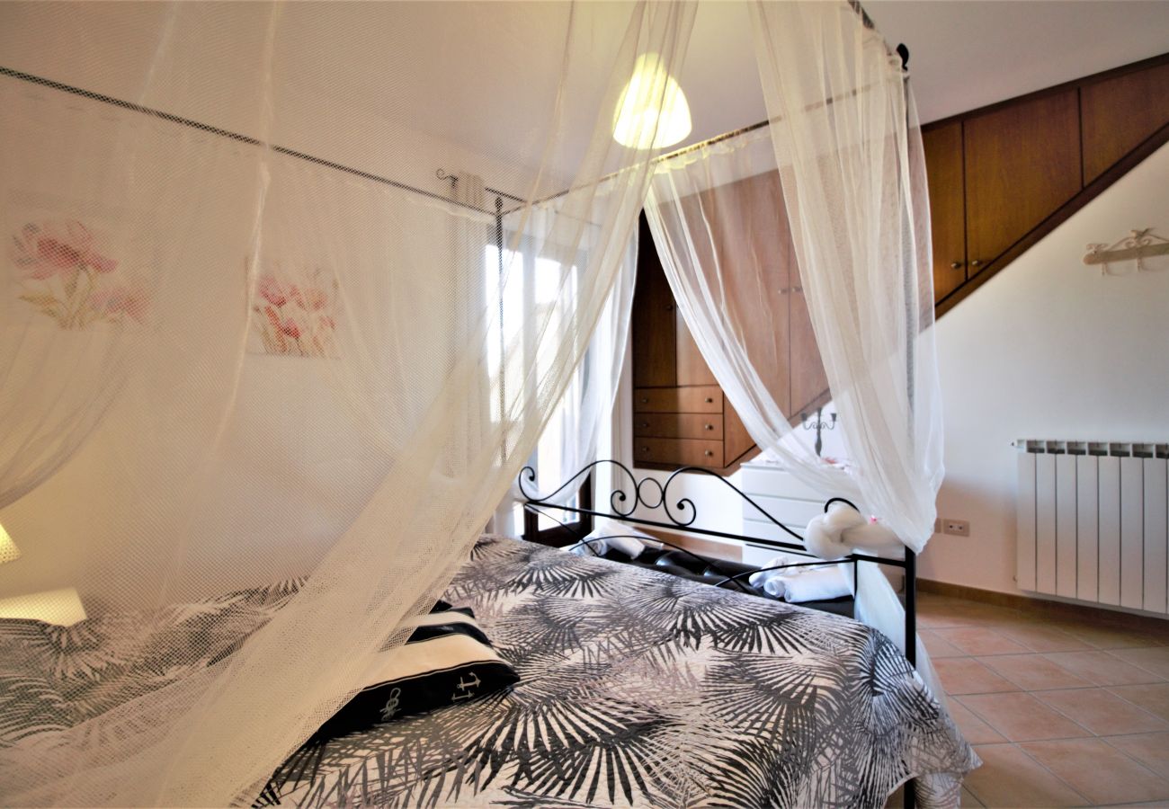 Villa in Sperlonga - Its spaces, its perfect garden for a comfortable holiday