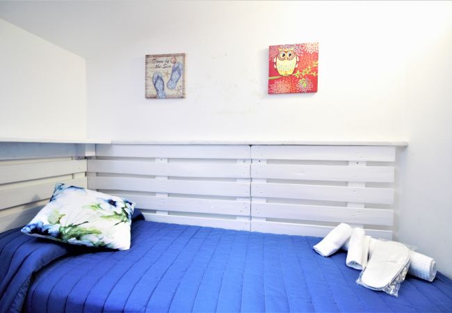 Apartment in Sperlonga - this characteristic house for 6 people is ideal for living in full the sea and the traditions of the village Apartment in Sperlonga - this characteristic house for 6 people is ideal for living in full the sea and the traditions of the village
