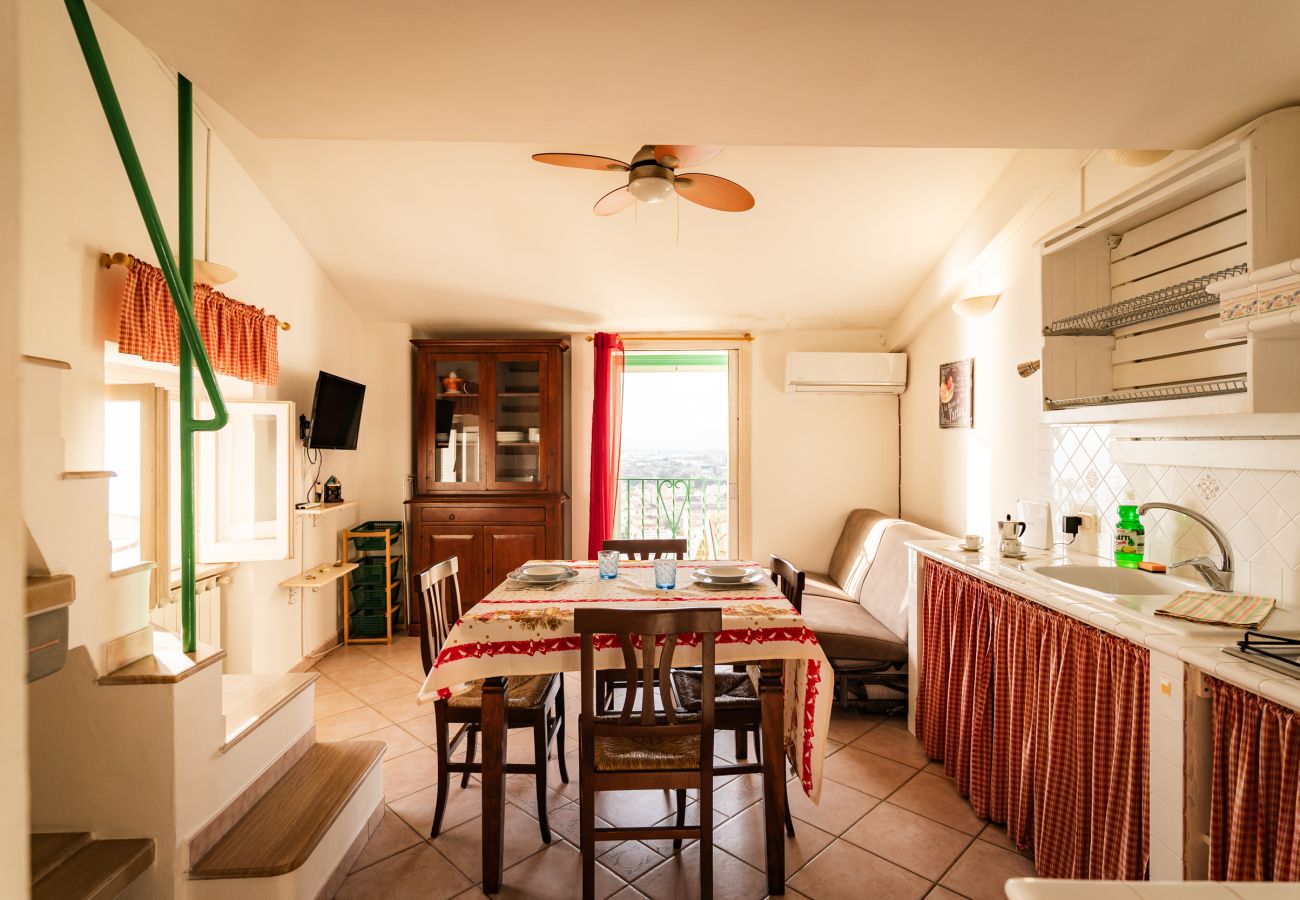 Apartment in Sperlonga - this characteristic house for 6 people is ideal for living in full the sea and the traditions of the village