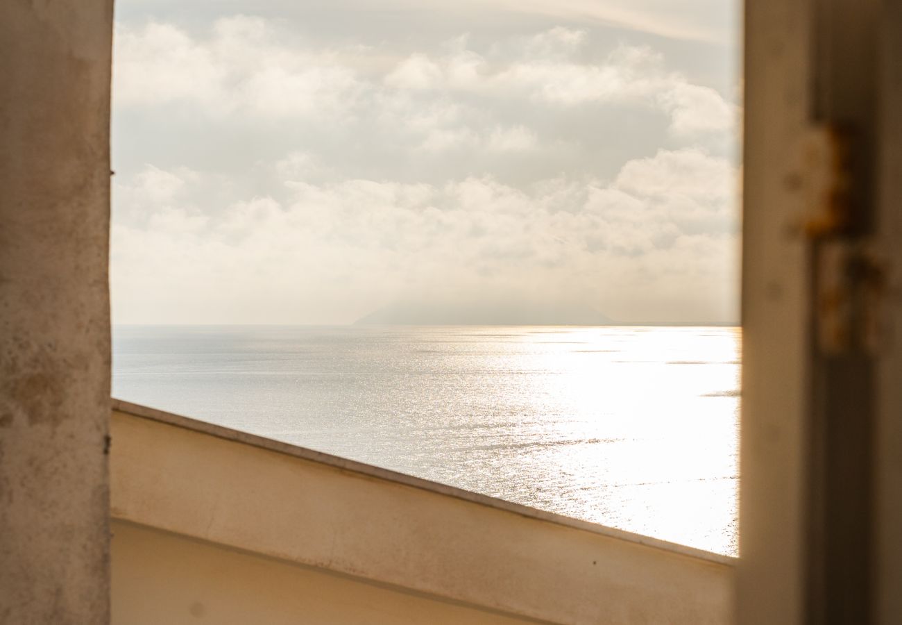 Apartment in Sperlonga - this characteristic house for 6 people is ideal for living in full the sea and the traditions of the village