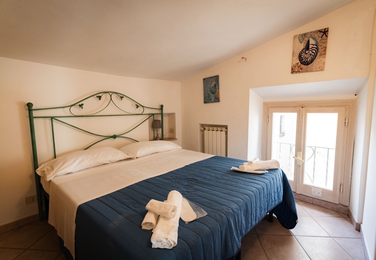 Apartment in Sperlonga - this characteristic house for 6 people is ideal for living in full the sea and the traditions of the village