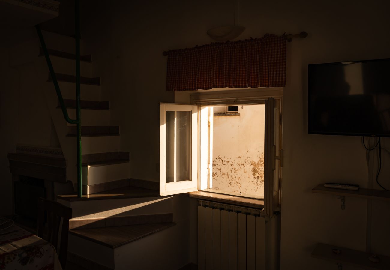 Apartment in Sperlonga - this characteristic house for 6 people is ideal for living in full the sea and the traditions of the village