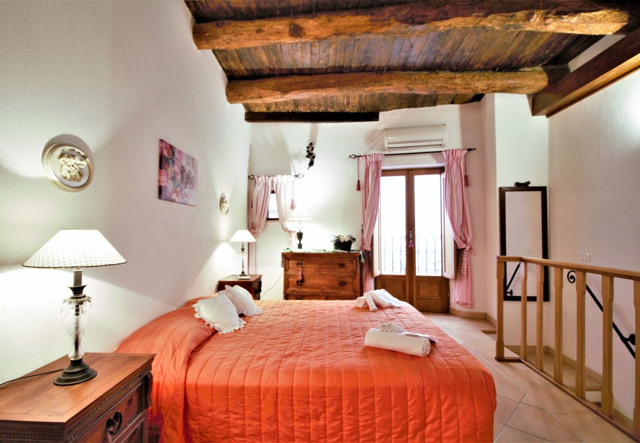 Apartment in Sperlonga - cared for down to the last detail, this house is located in the heart of Sperlonga