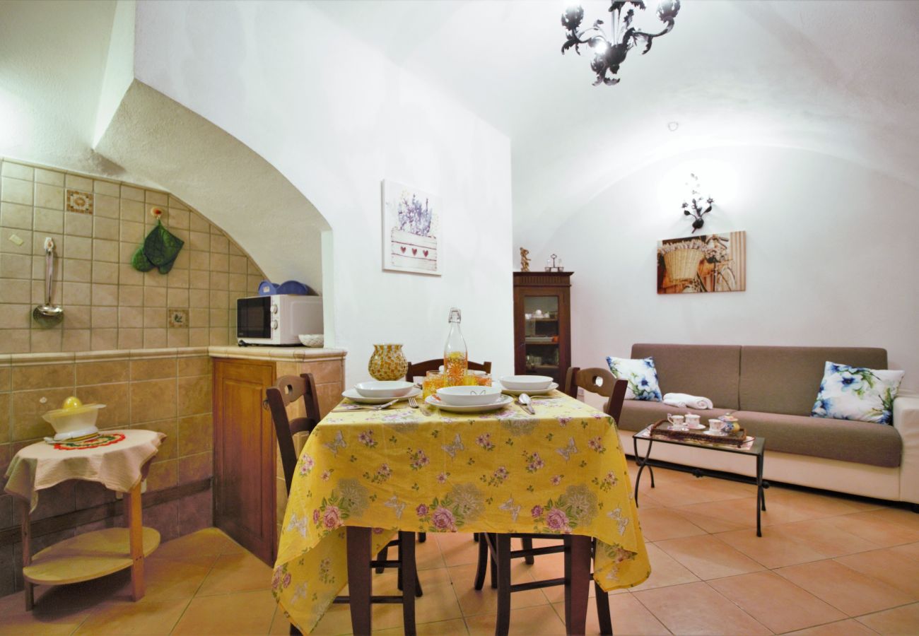 Apartment in Sperlonga - cared for down to the last detail, this house is located in the heart of Sperlonga