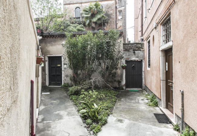 Apartment in Venezia - Design District Apartment R&R Apartment in Venezia - Design District Apartment R&R