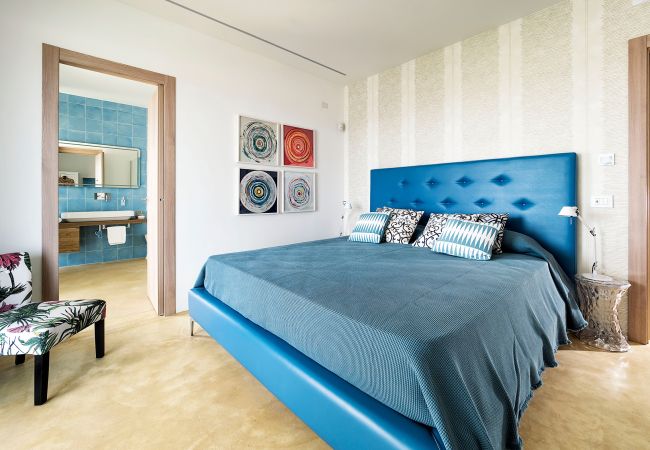 Villa in Noto - Seafront villa with pool near Syracuse, Sicily - Lavanda Villa in Noto - Seafront villa with pool near Syracuse, Sicily - Lavanda