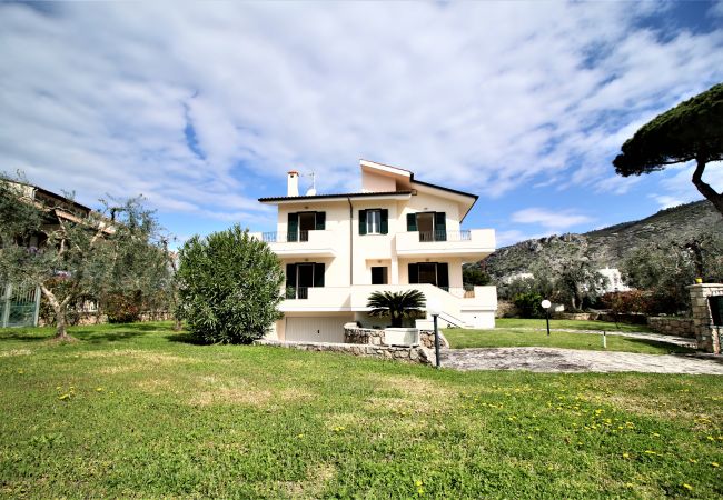 Sperlonga - Villa