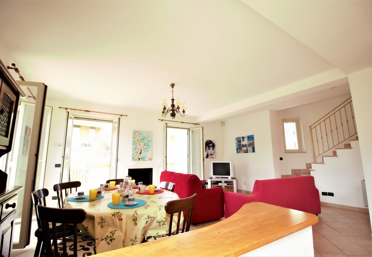 Villa in Sperlonga - more comfort more space and more privacy for a comfortable holiday