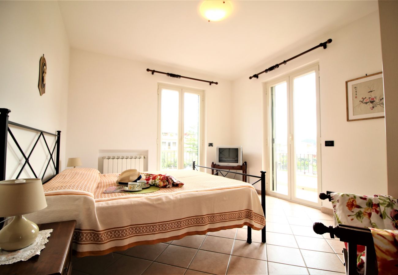 Villa in Sperlonga - more comfort more space and more privacy for a comfortable holiday