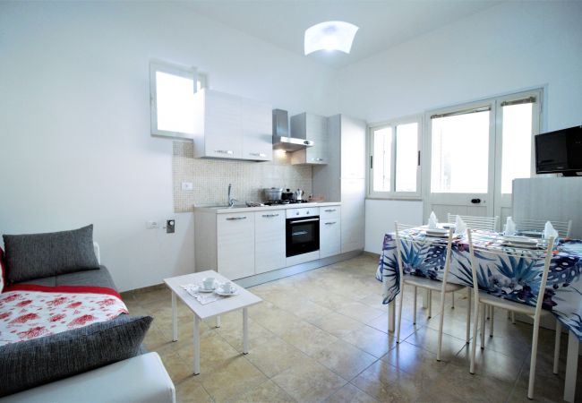 Apartment in Sperlonga - Nice two-room apartment 2 minutes from the sea