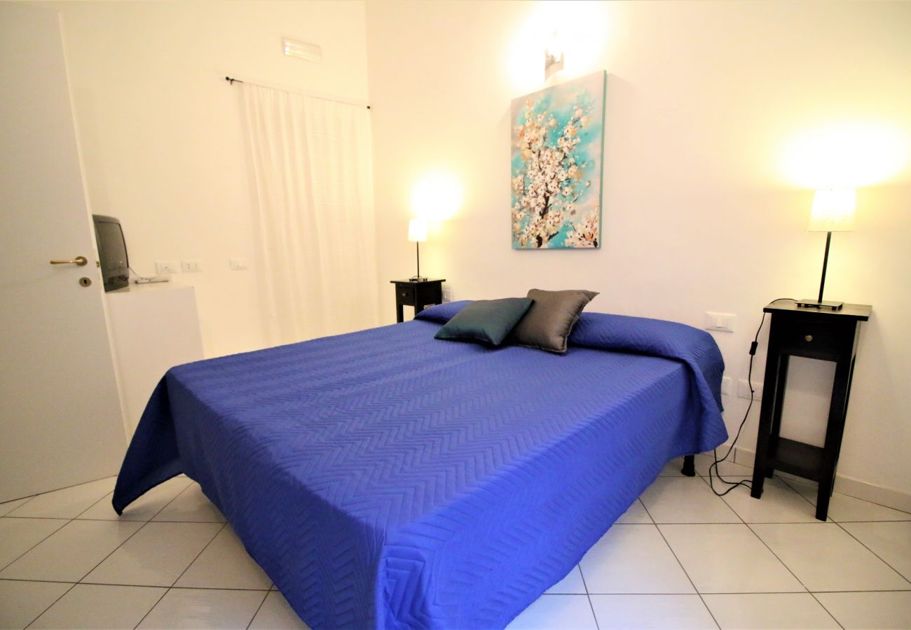 Apartment in Sperlonga - the atmosphere of the historic center in a single house