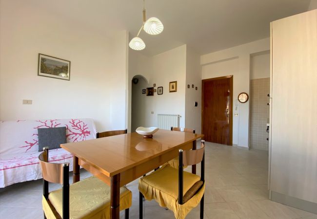 Apartment in Sperlonga - Nice one bedroom apartment a stone's throw from the sea Apartment in Sperlonga - Nice one bedroom apartment a stone's throw from the sea