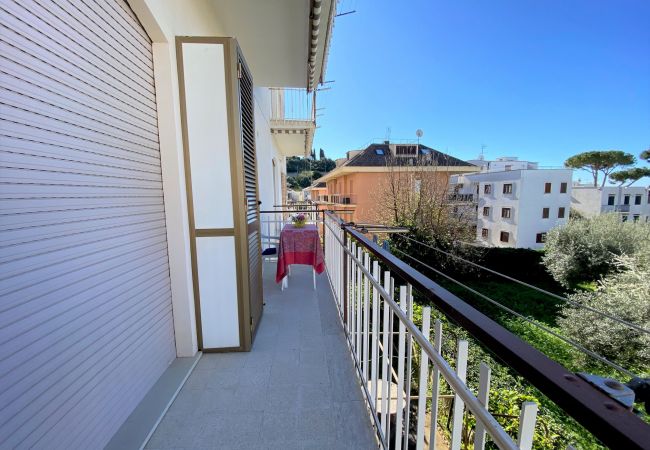 Apartment in Sperlonga - Nice one bedroom apartment a stone's throw from the sea Apartment in Sperlonga - Nice one bedroom apartment a stone's throw from the sea