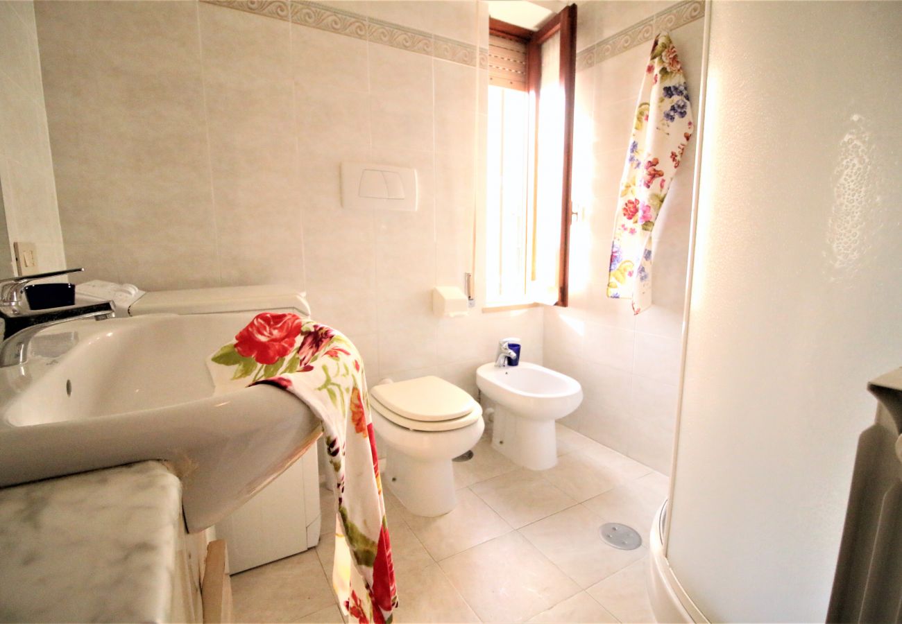 Apartment in Sperlonga - Nice one bedroom apartment a stone's throw from the sea