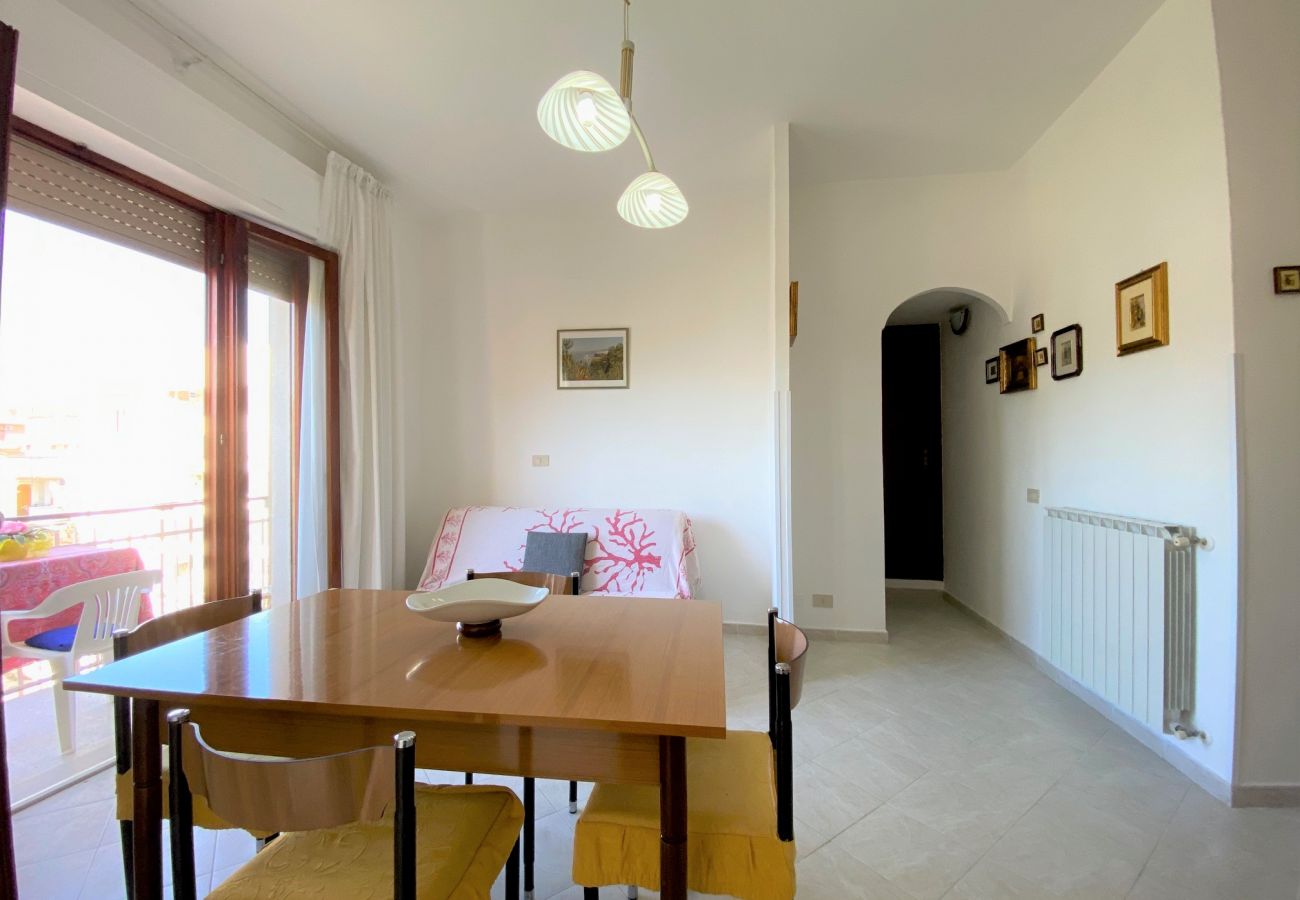 Apartment in Sperlonga - Nice one bedroom apartment a stone's throw from the sea