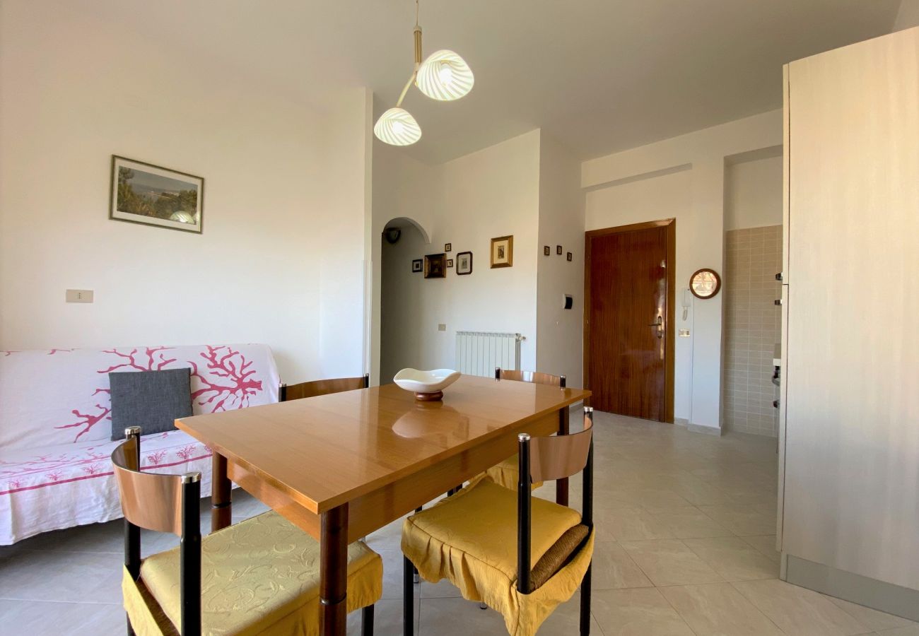 Apartment in Sperlonga - Nice one bedroom apartment a stone's throw from the sea