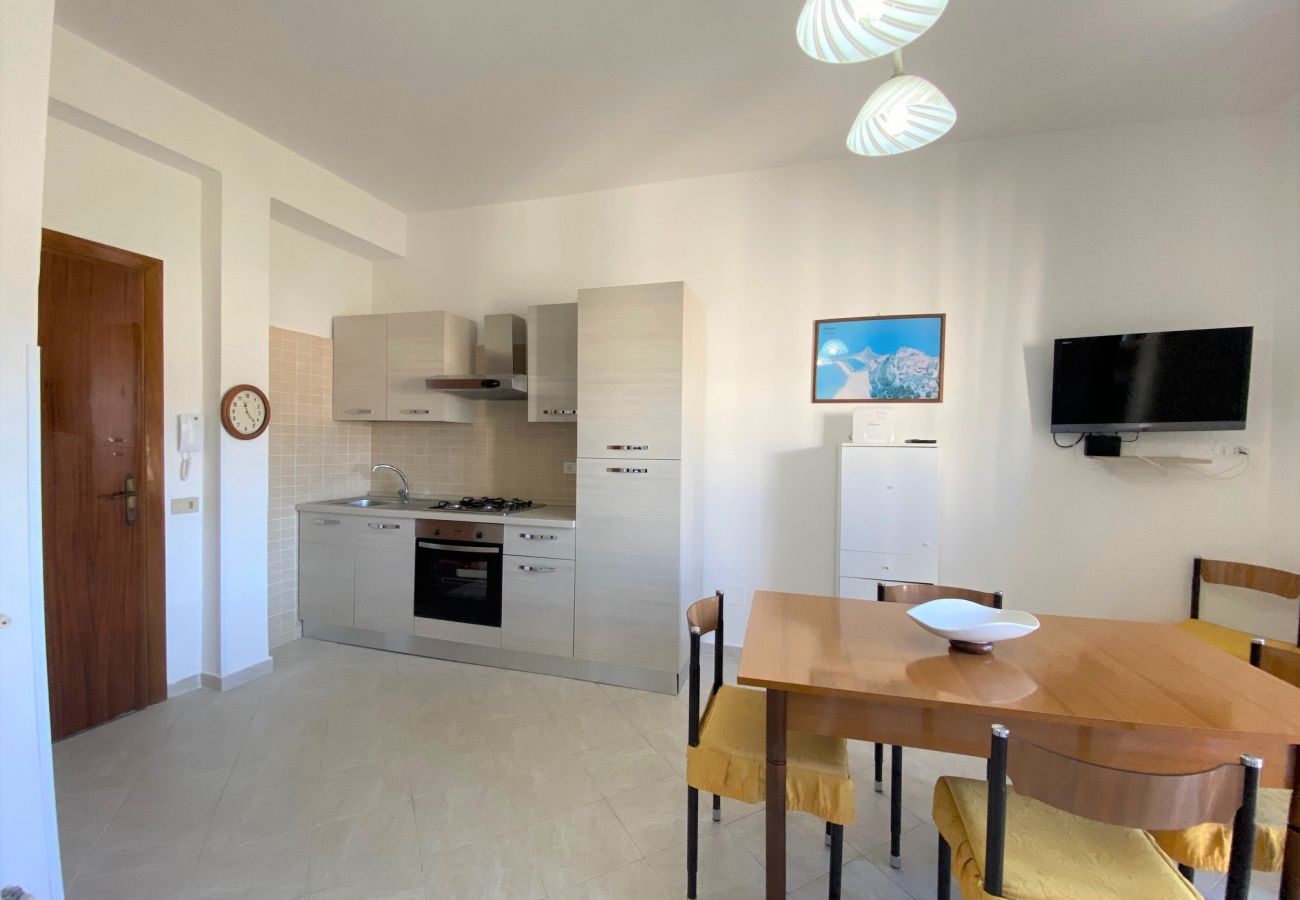 Apartment in Sperlonga - Nice one bedroom apartment a stone's throw from the sea